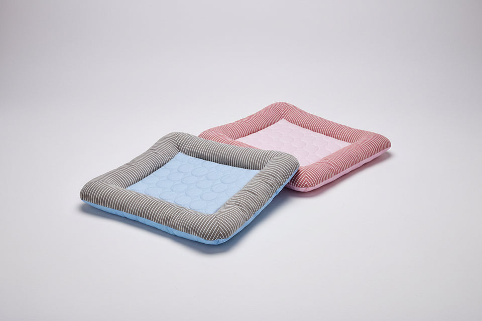  Summer cooling mat for dogs with soft comfortable surface